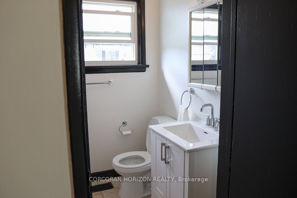 65 Dickson St Property Photo 31