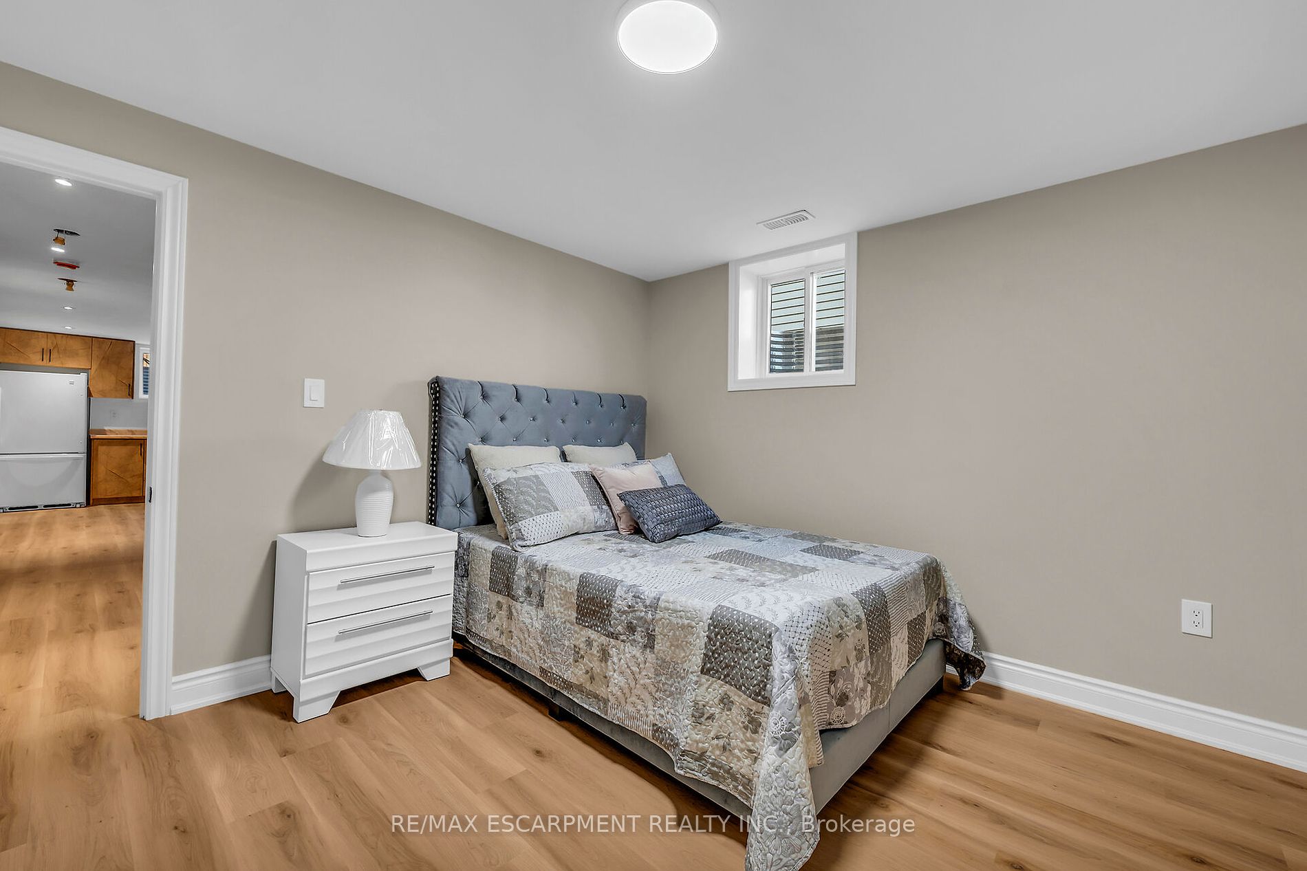 165 Bellingham Dr Property Photo 15