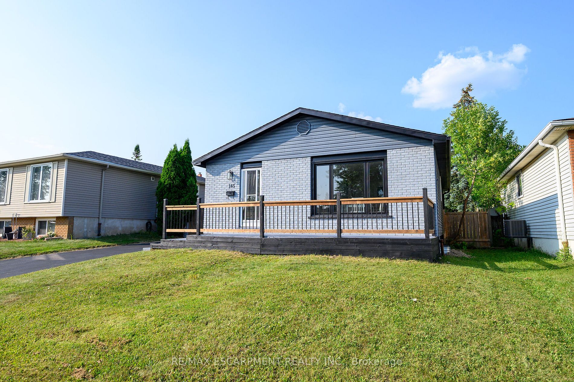 165 Bellingham Dr Property Photo 35