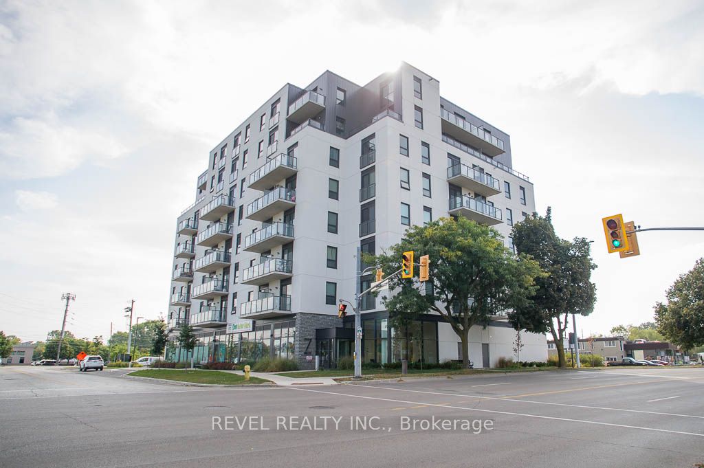 7 Erie Ave 8 Property Photo 1