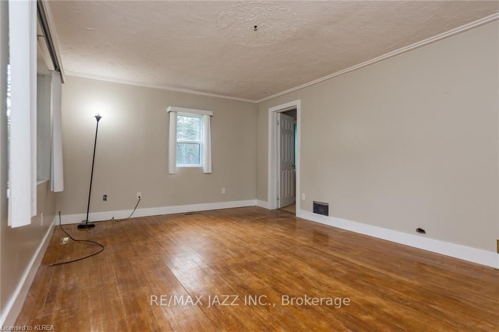 8246 Highway 522 Property Photo 12