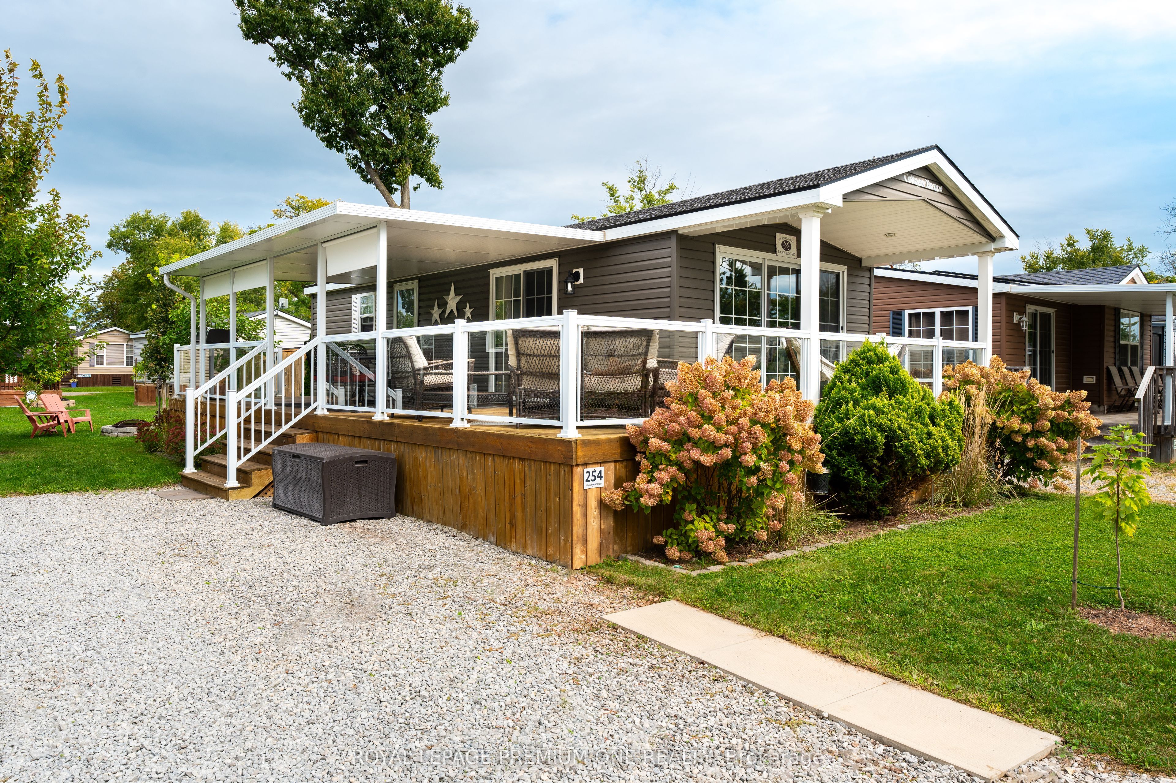 1501 LINE 8 Road 254 Property Photo 1