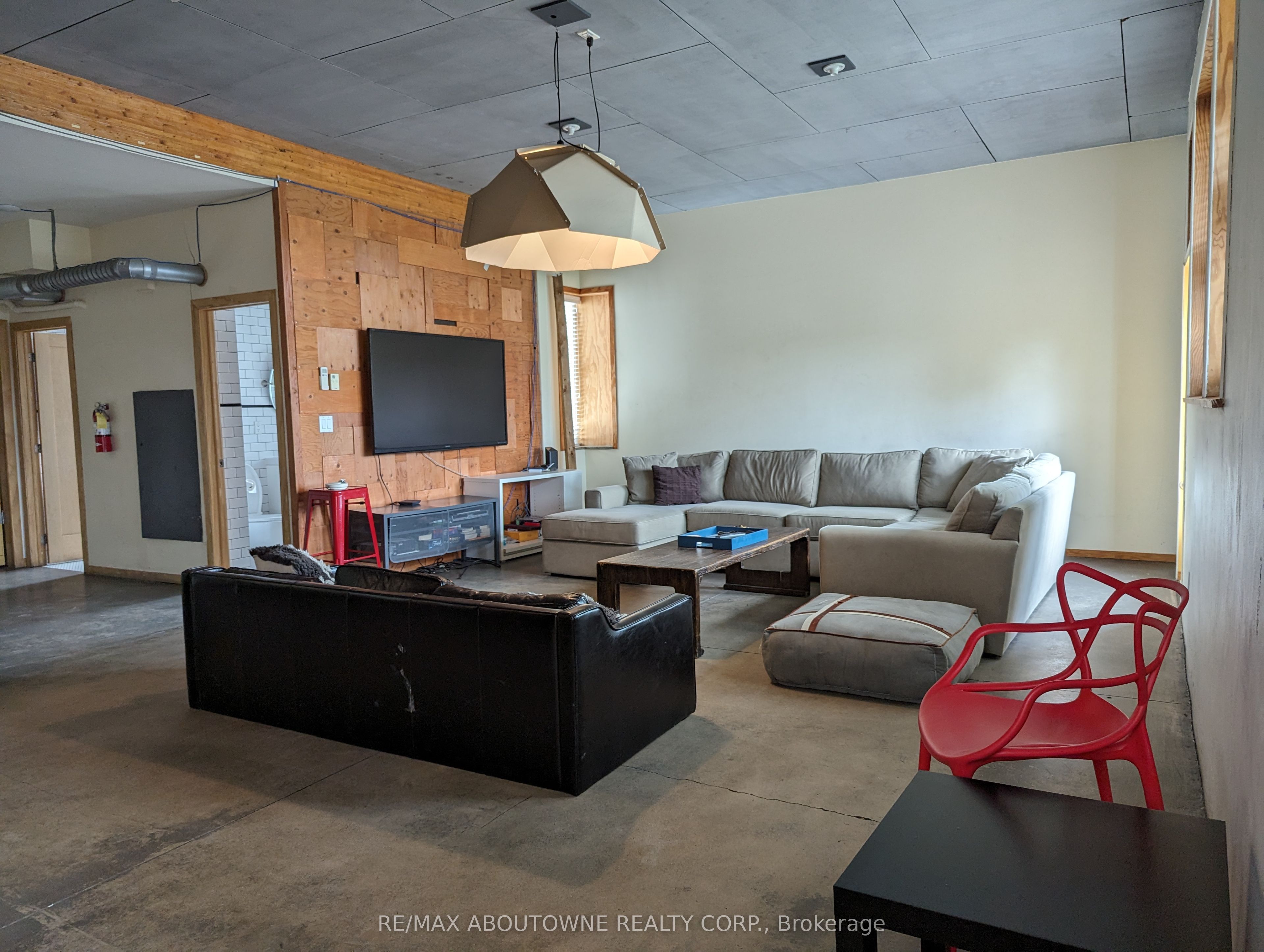 68 Roseview Avenue Property Photo 16