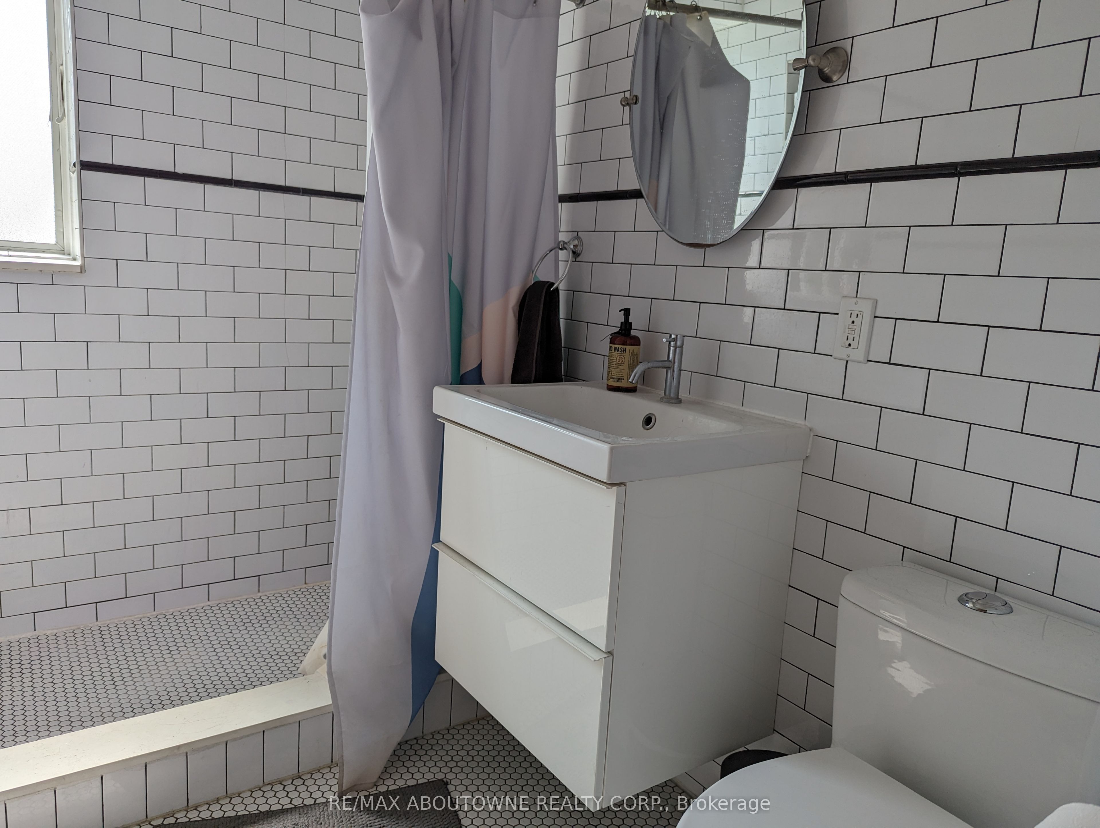 68 Roseview Avenue Property Photo 23