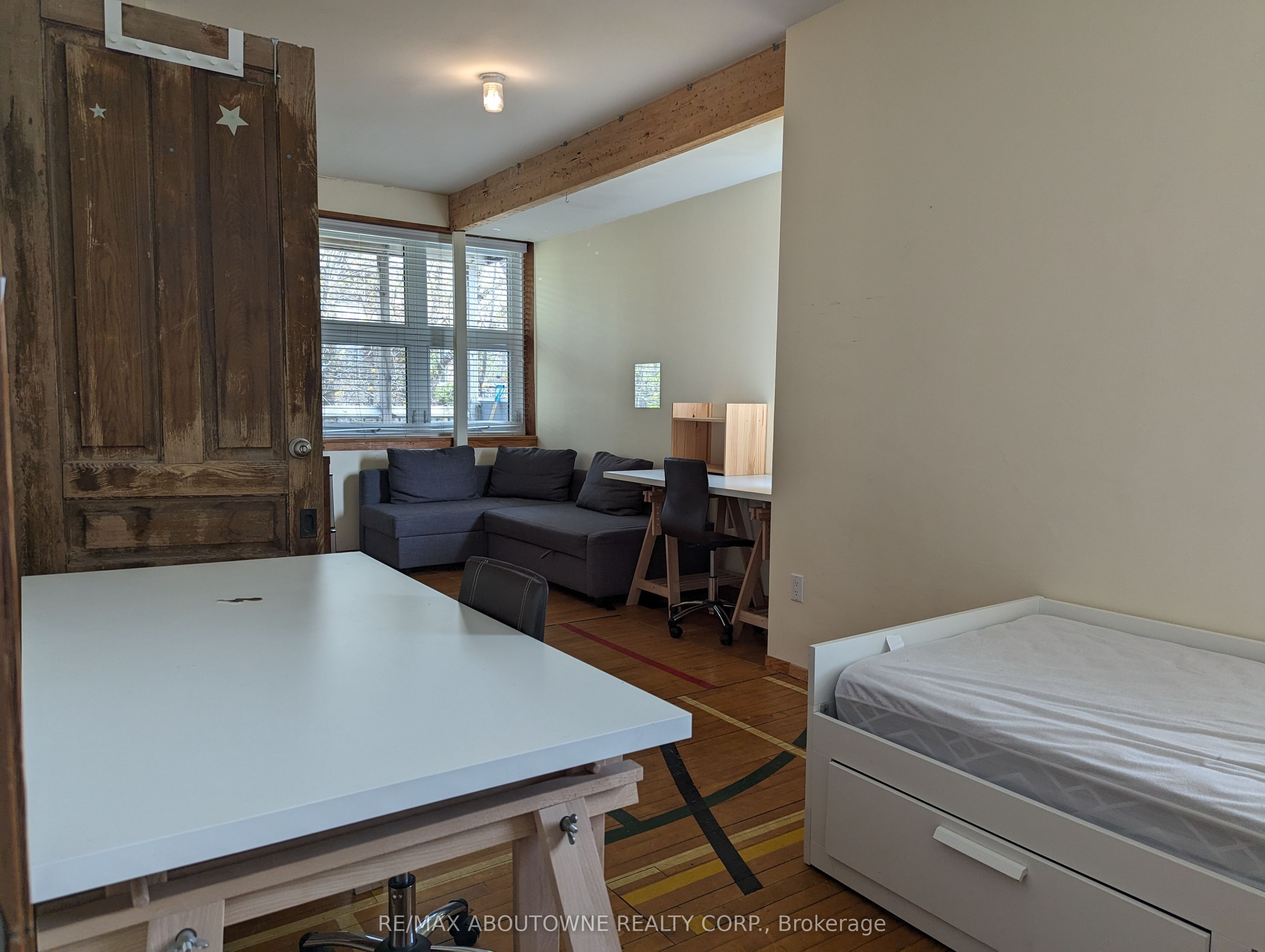 68 Roseview Avenue Property Photo 31