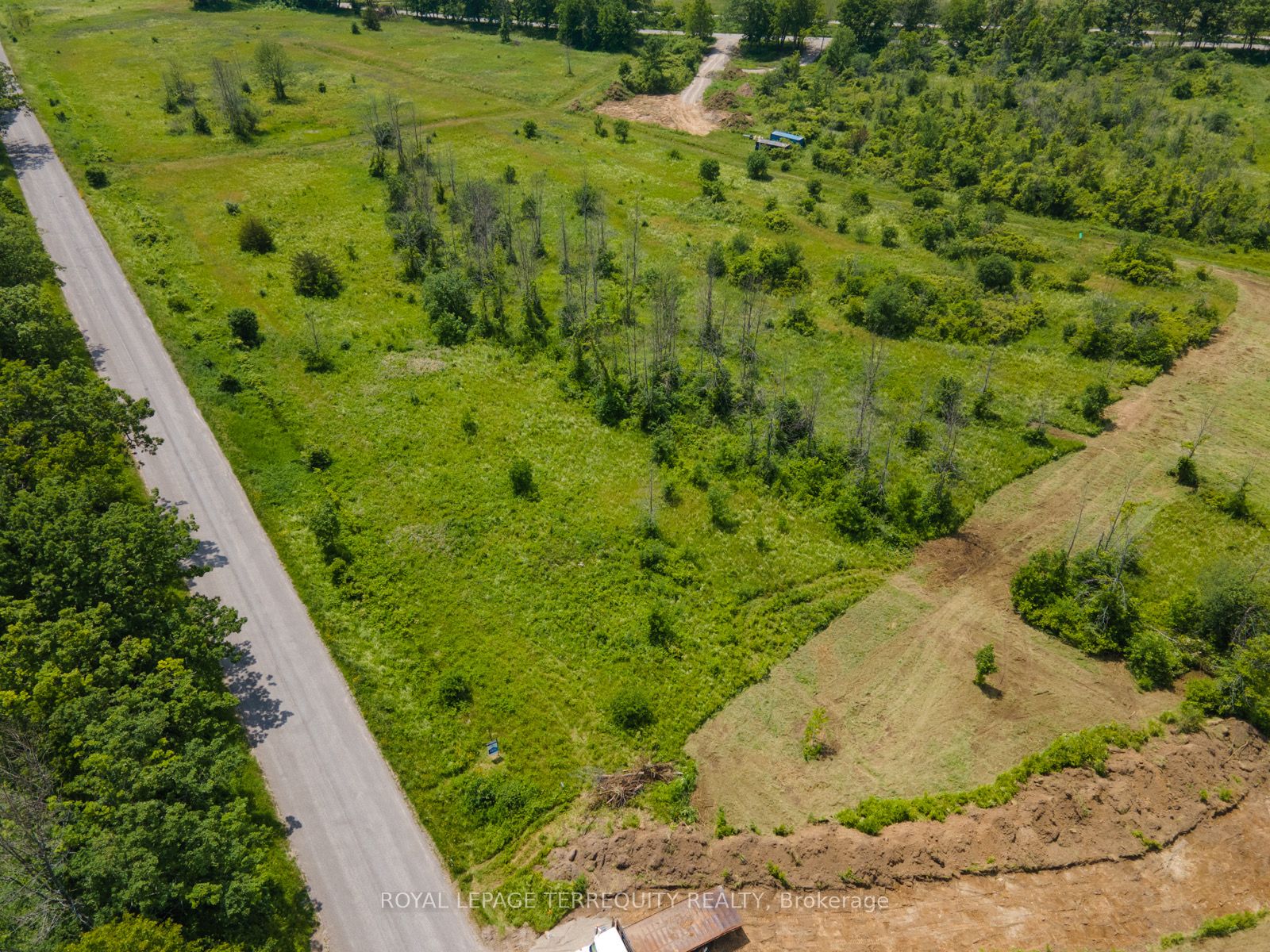 5310 Sully Road Property Photo