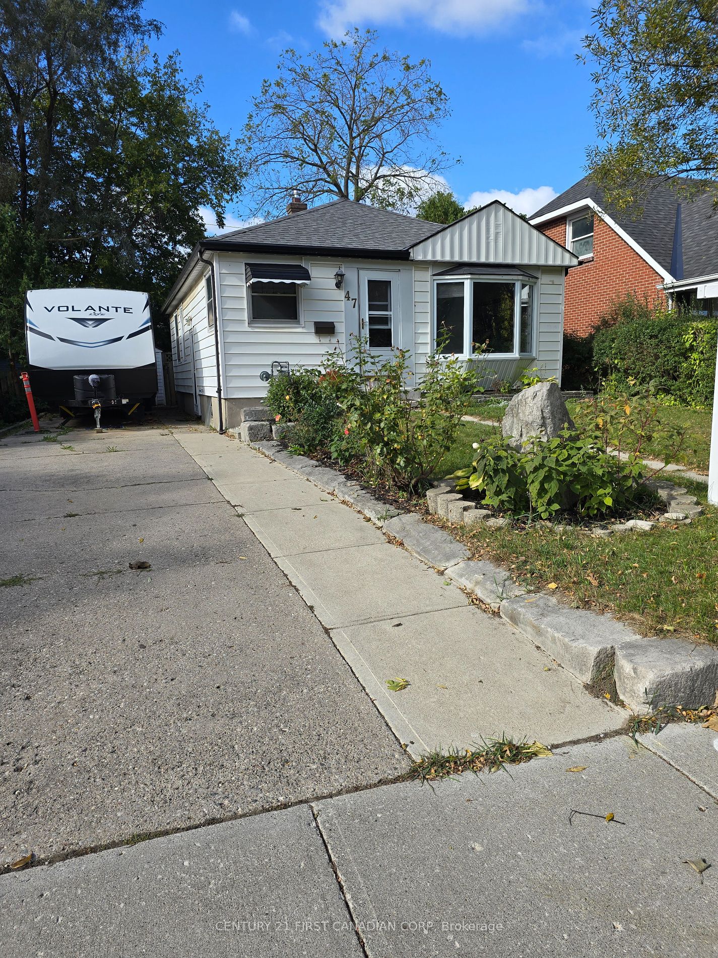 47 Stevenson Ave Property Photo