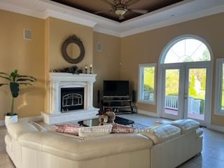 4266 Bluepoint Drive Property Photo 2