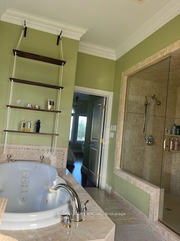 4266 Bluepoint Drive Property Photo 10