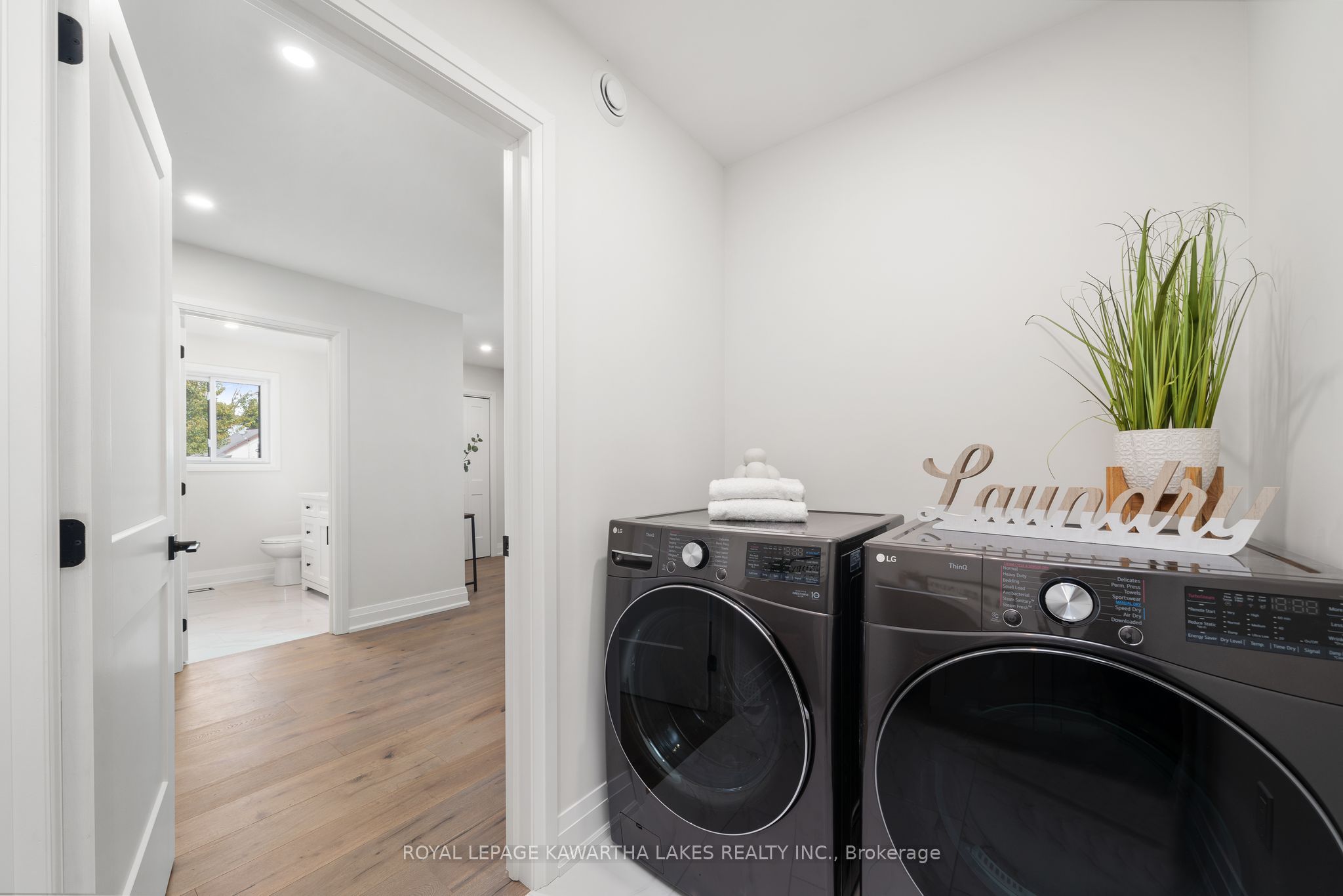 26 Murray Street Property Photo 9