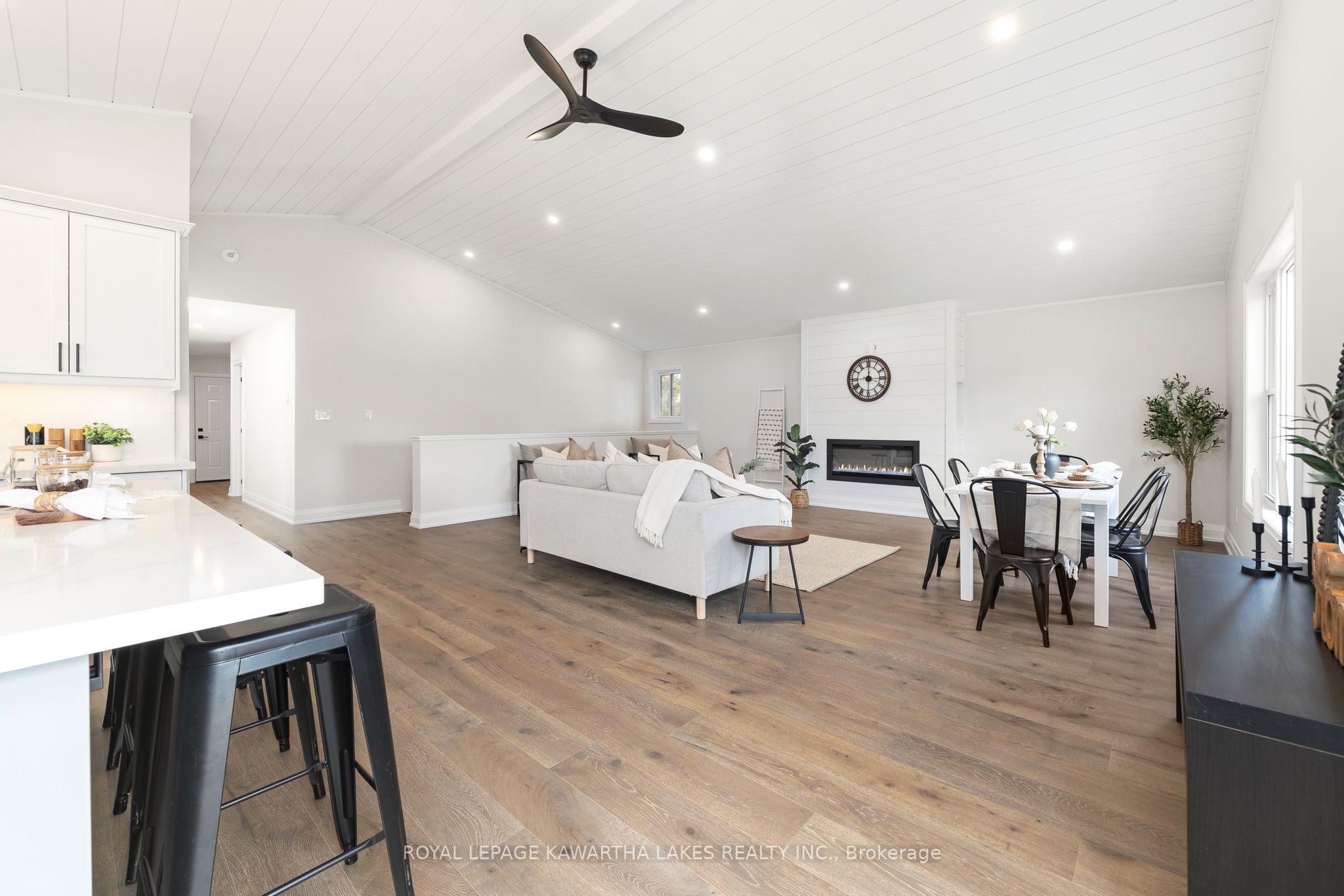 26 Murray Street Property Photo 12