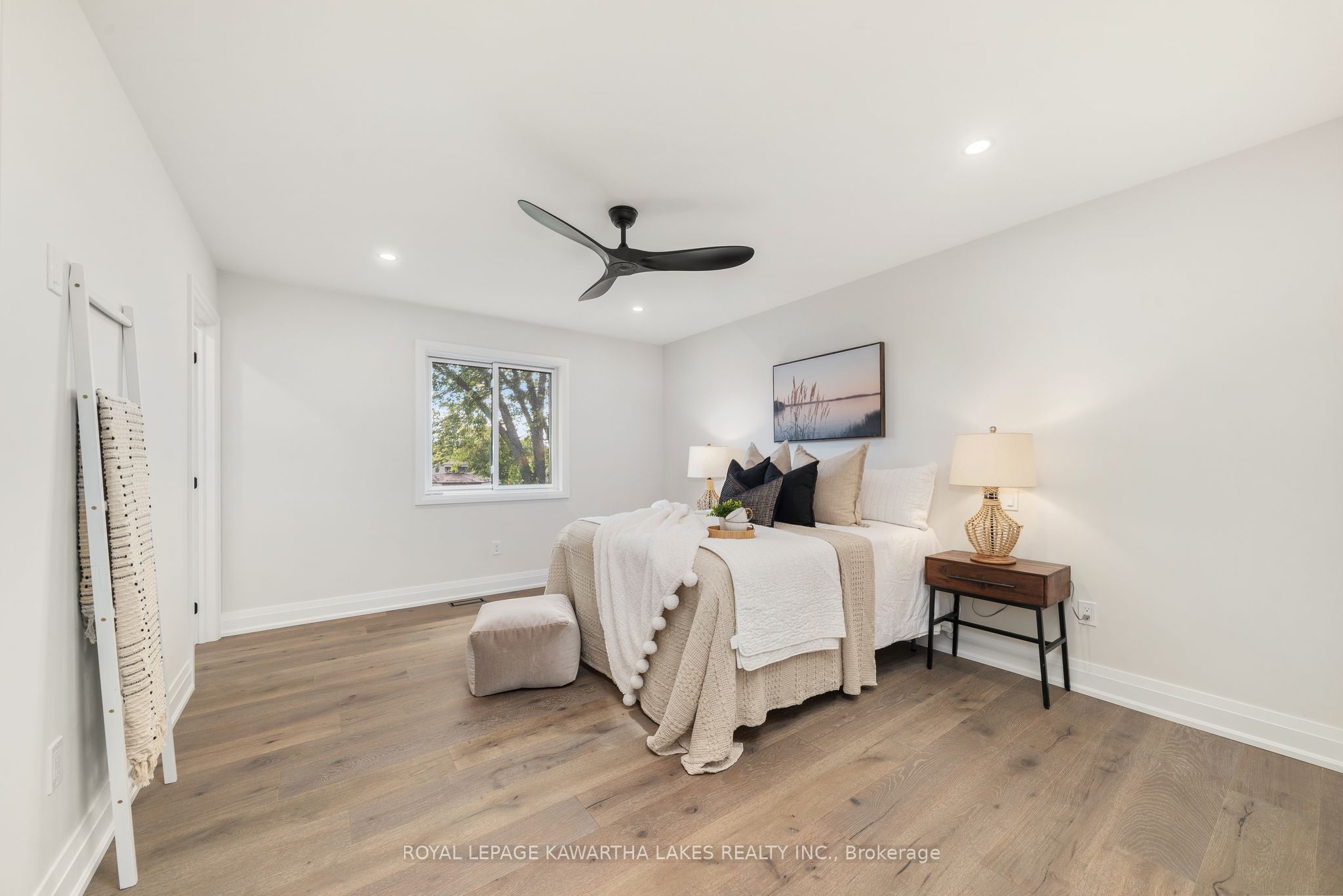 26 Murray Street Property Photo 16