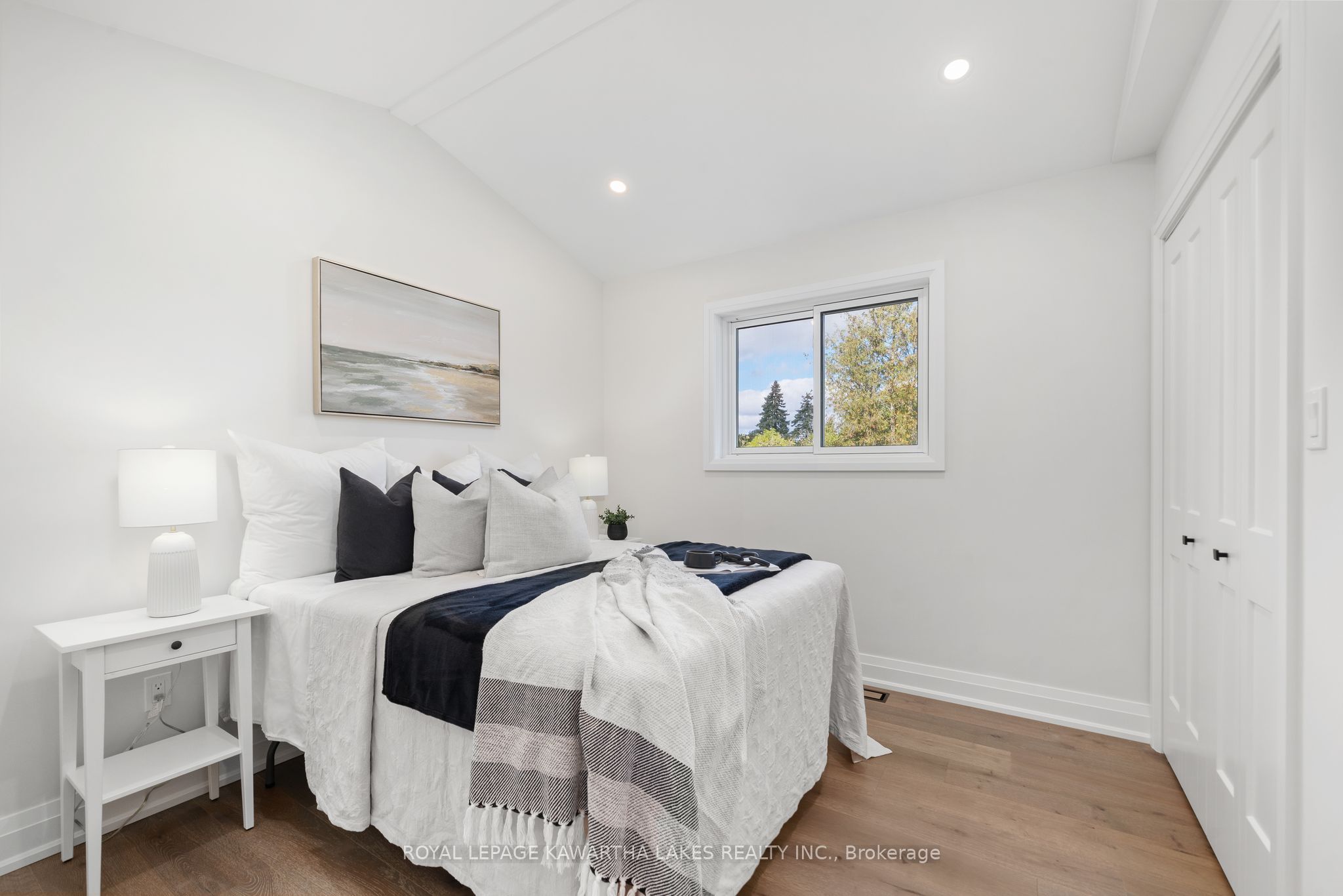 26 Murray Street Property Photo 22