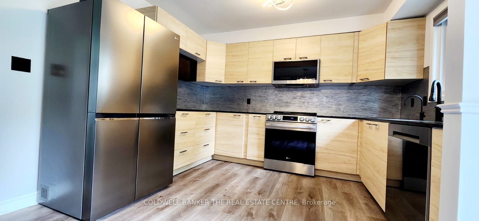 7712 Jubilee Drive Property Photo 17