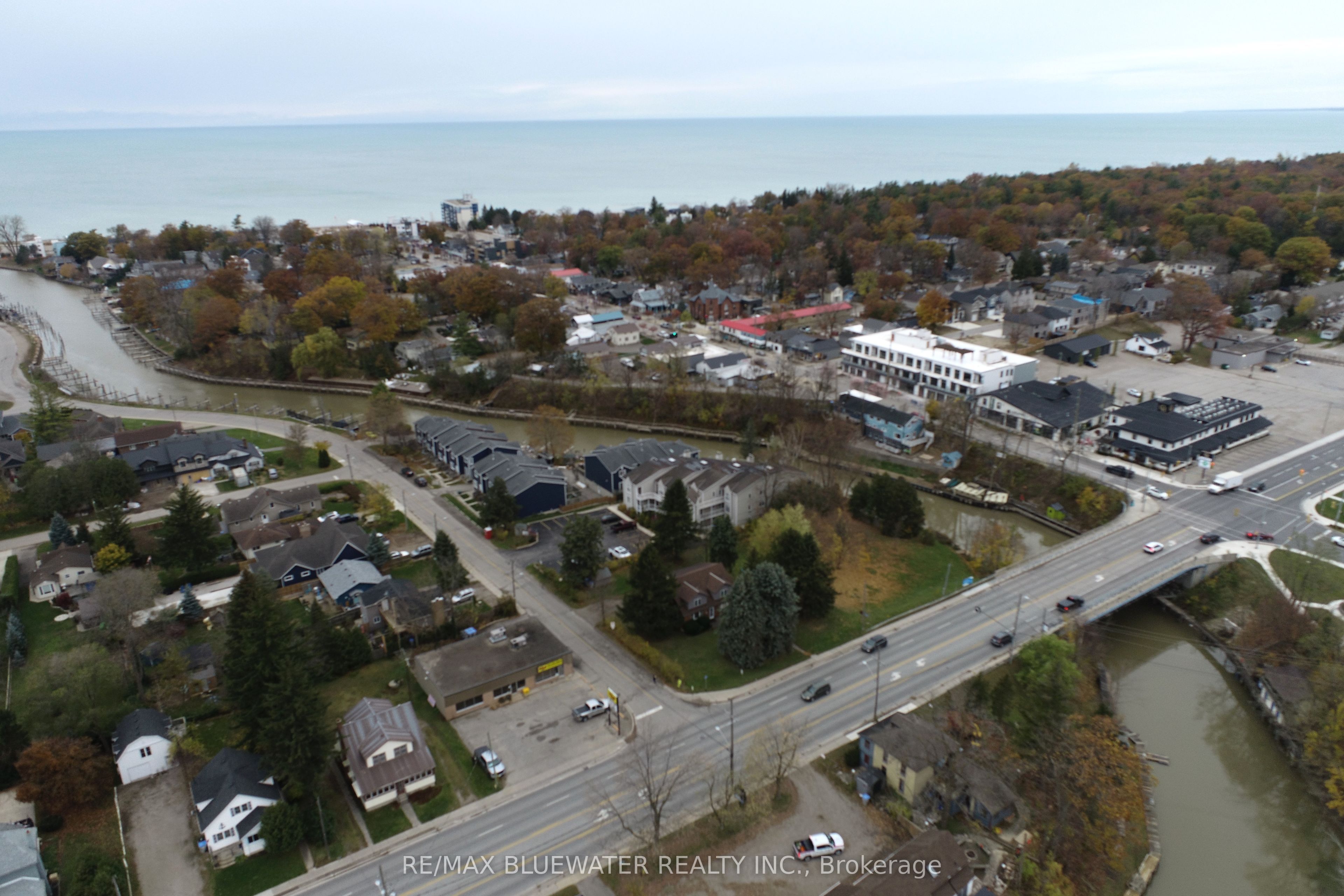 #1 - 15 Ontario Street Property Photo 5