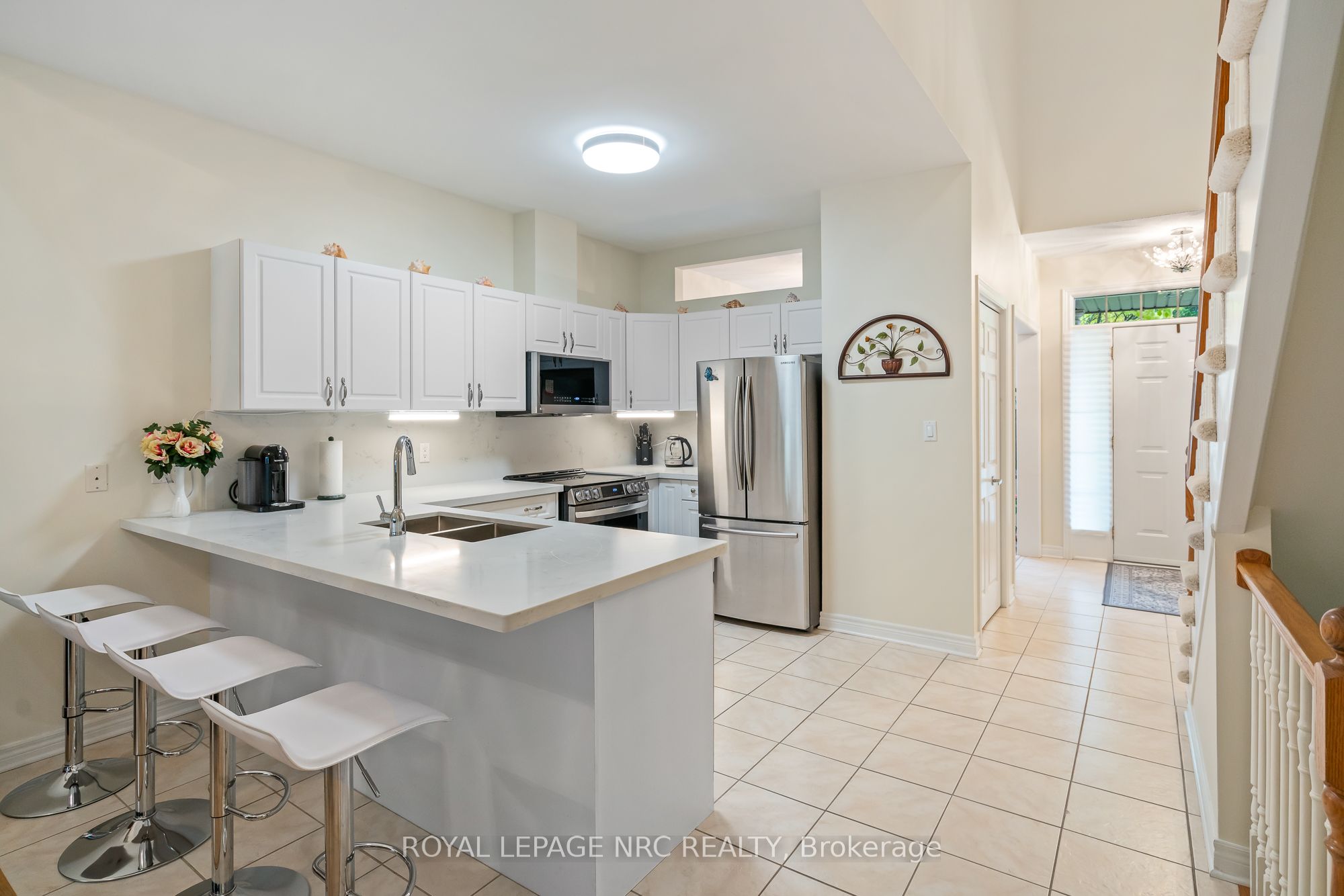 #13 - 8142 Costabile Drive Property Photo 7