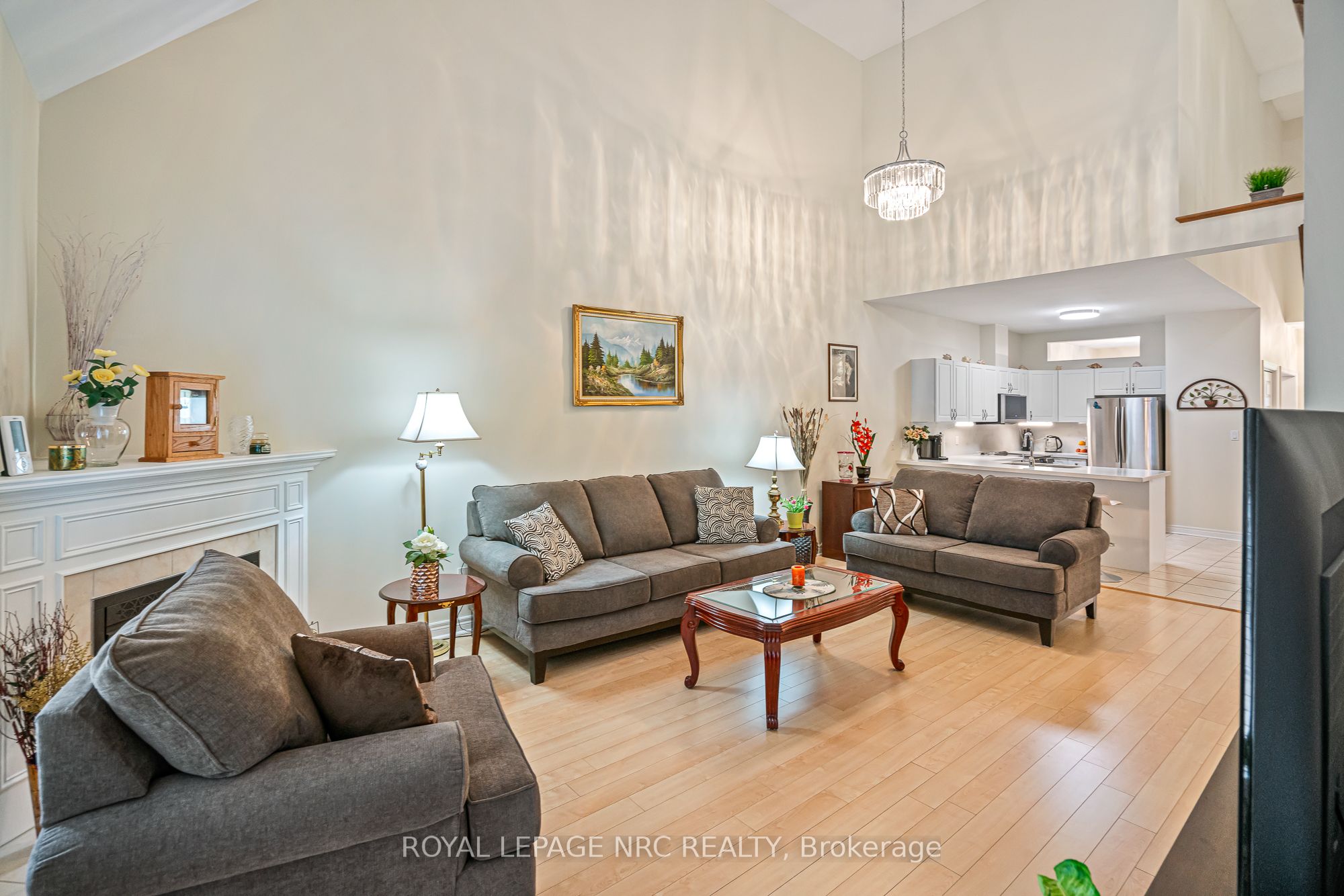 #13 - 8142 Costabile Drive Property Photo 10