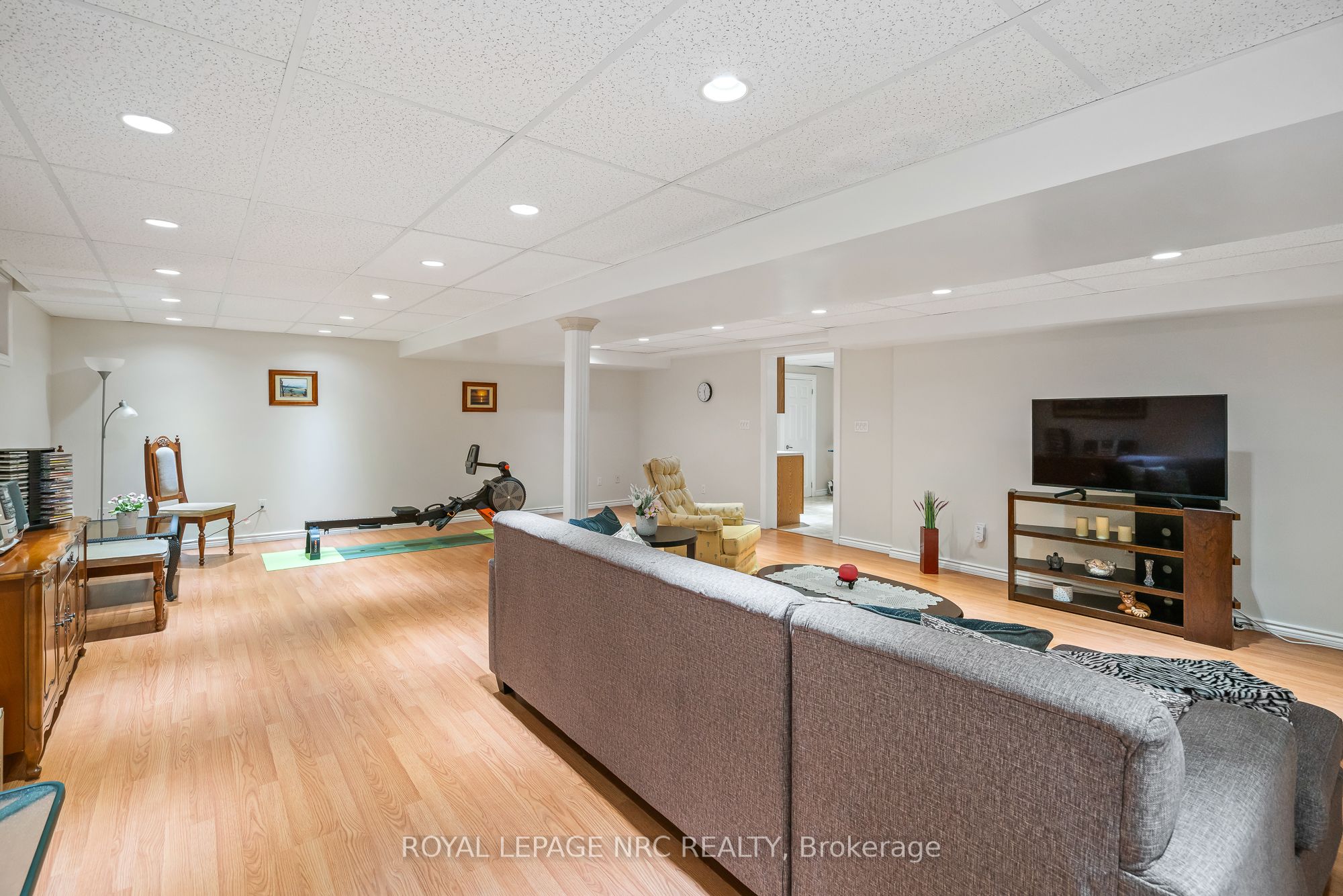 #13 - 8142 Costabile Drive Property Photo 25