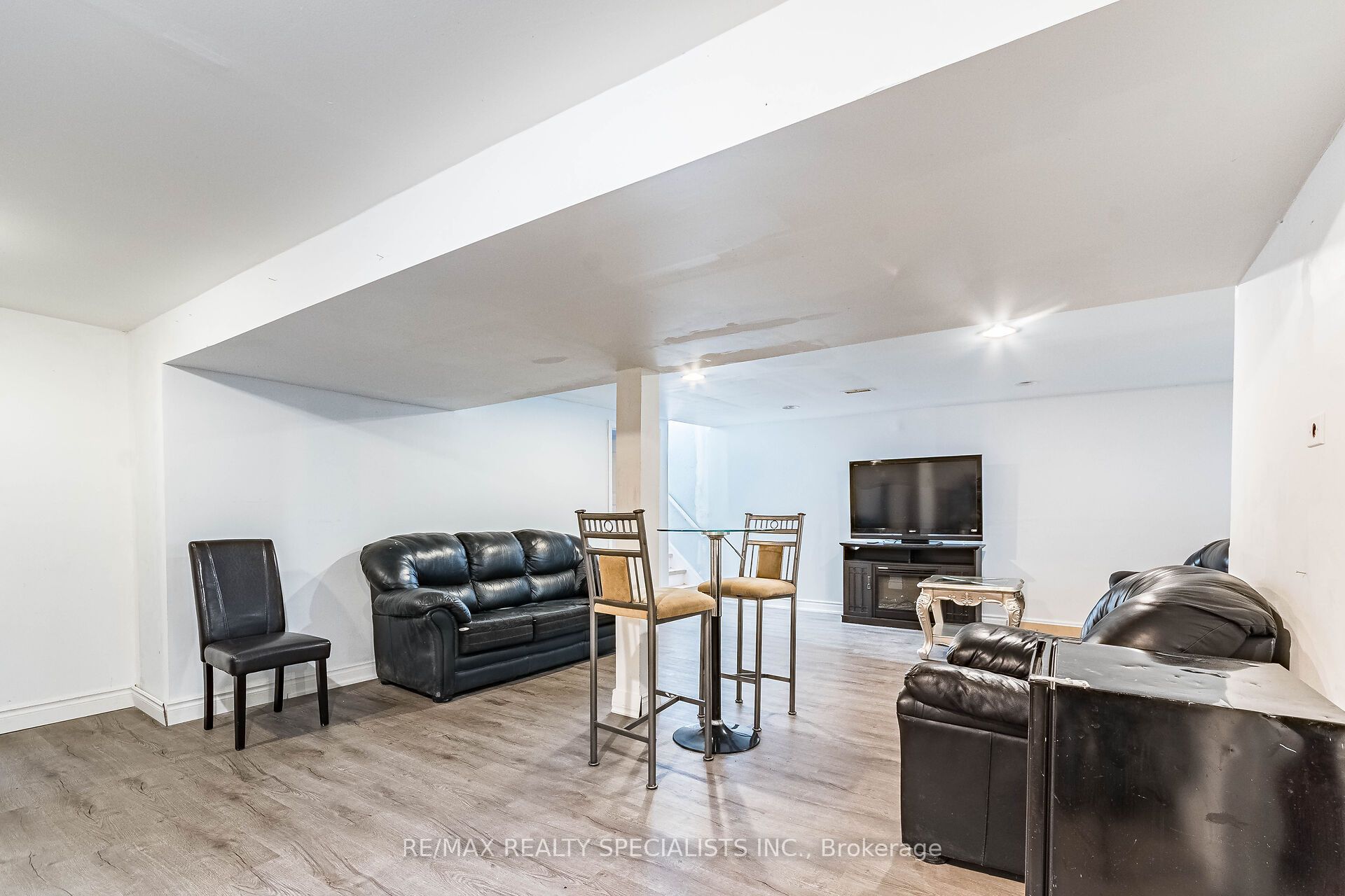 18 Carberry Street Property Photo 17