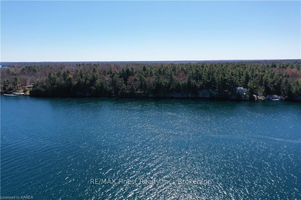 B Club Island Property Photo 10
