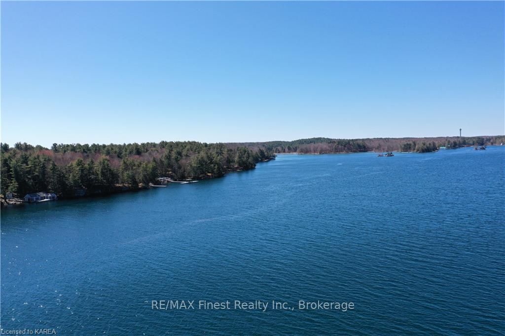 C Club Island Property Photo 4