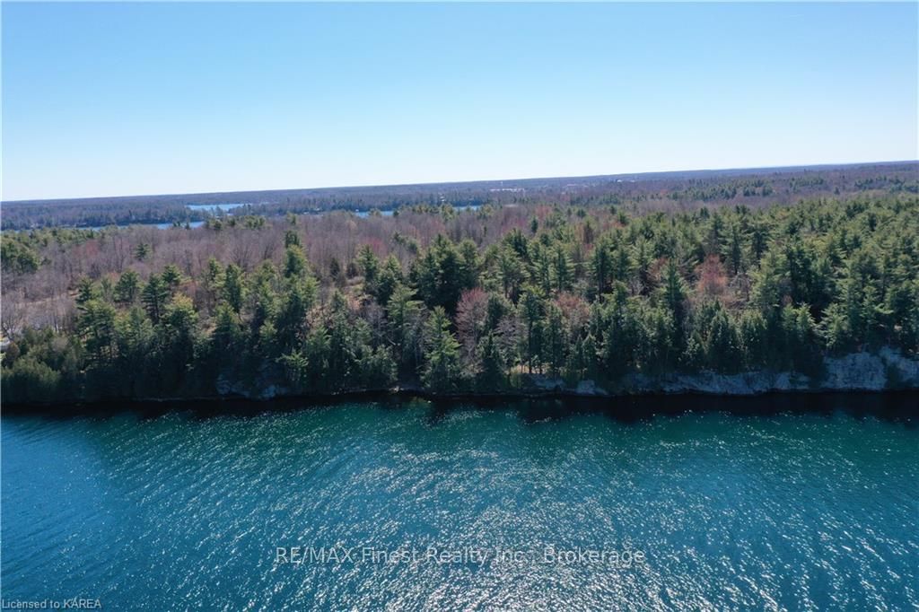 C Club Island Property Photo 7