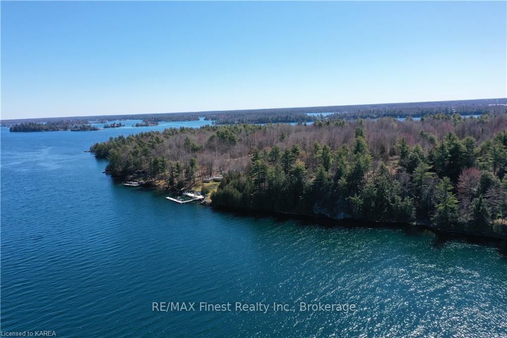 C Club Island Property Photo 8