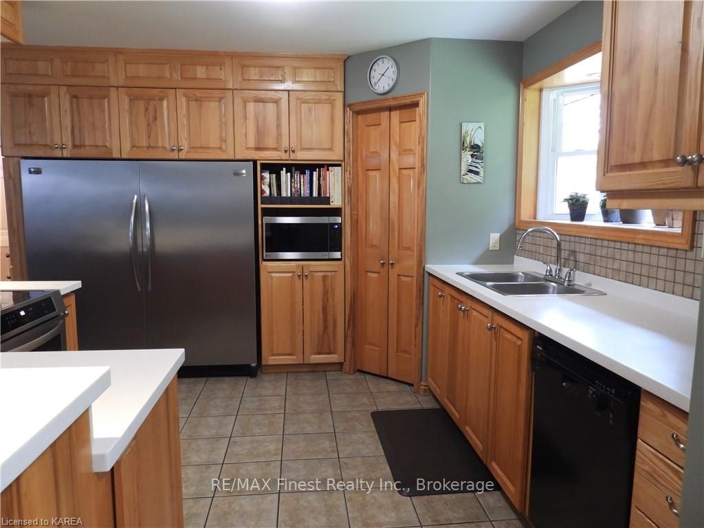 4733 Taylor Kidd Blvd Property Photo 6