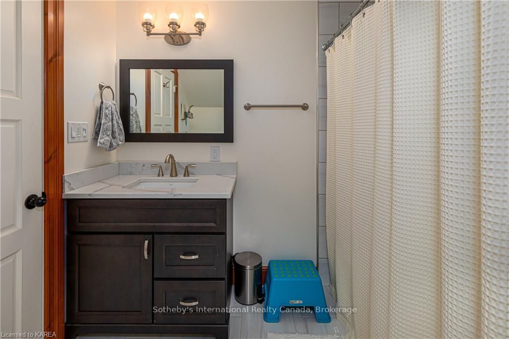 100 Dixie Rd Property Photo 18
