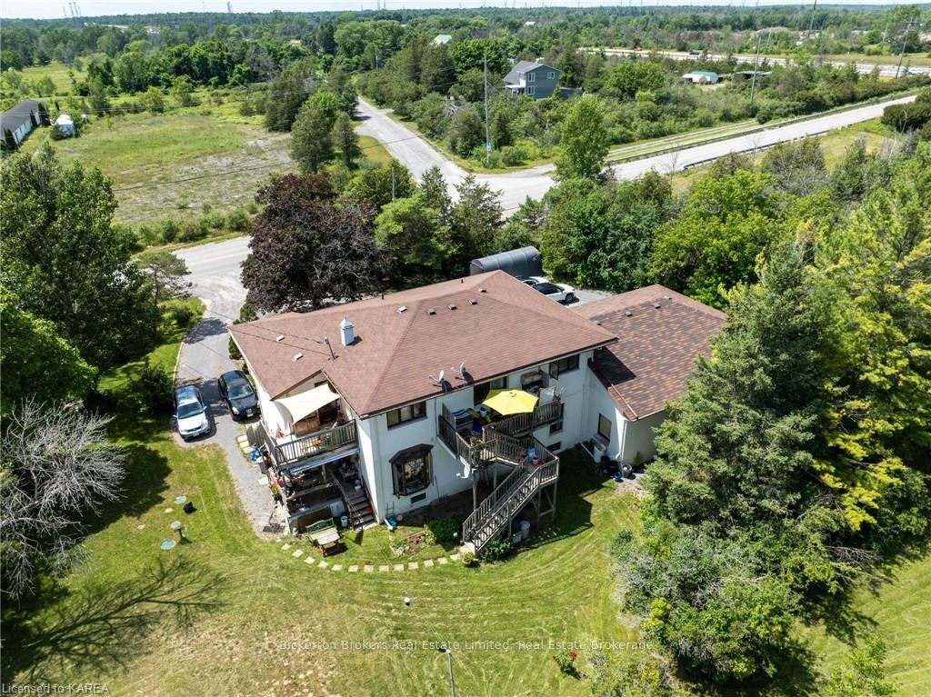 1528 Westbrook Rd Property Photo 4
