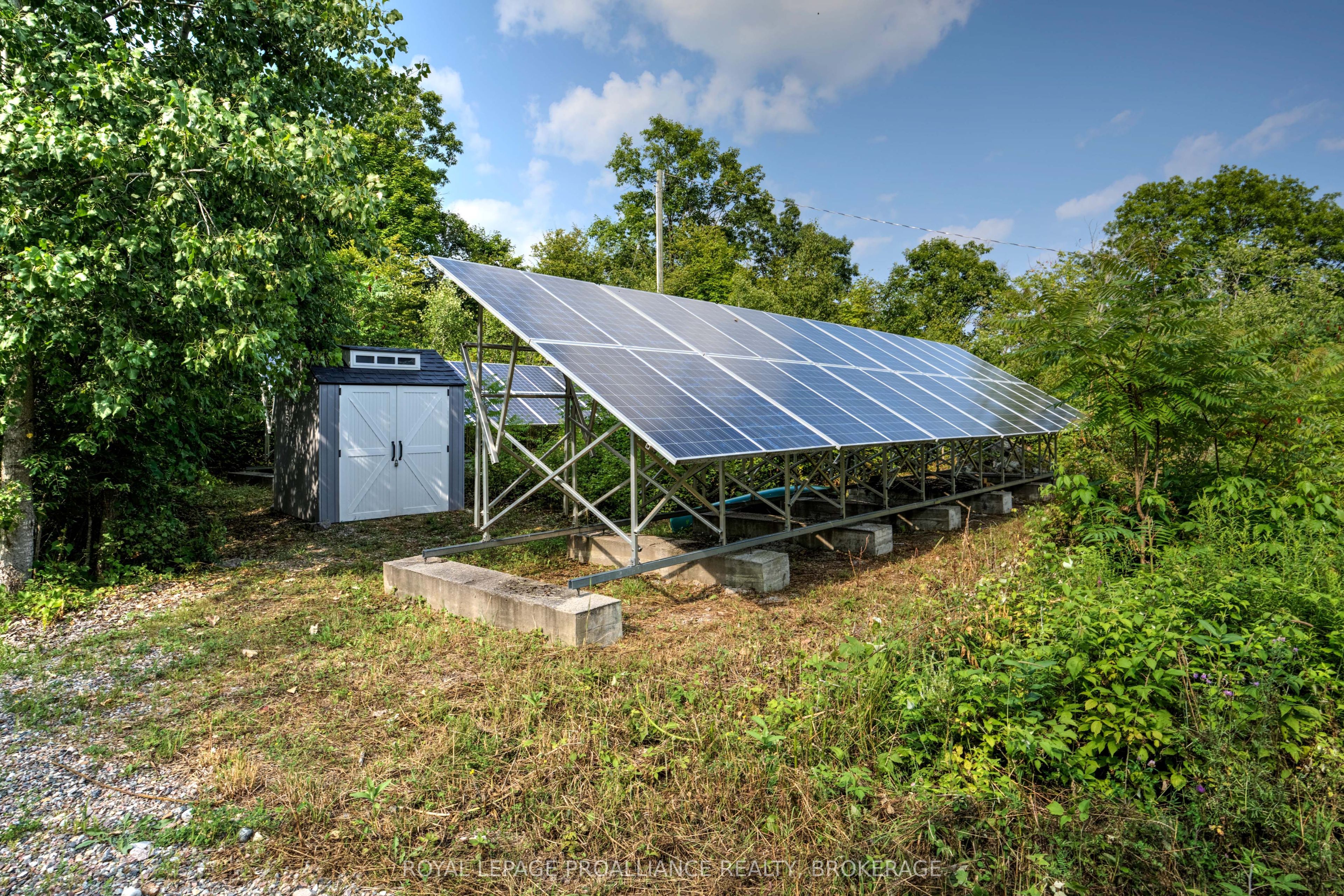 572 Oak Bluffs Road Property Photo 13