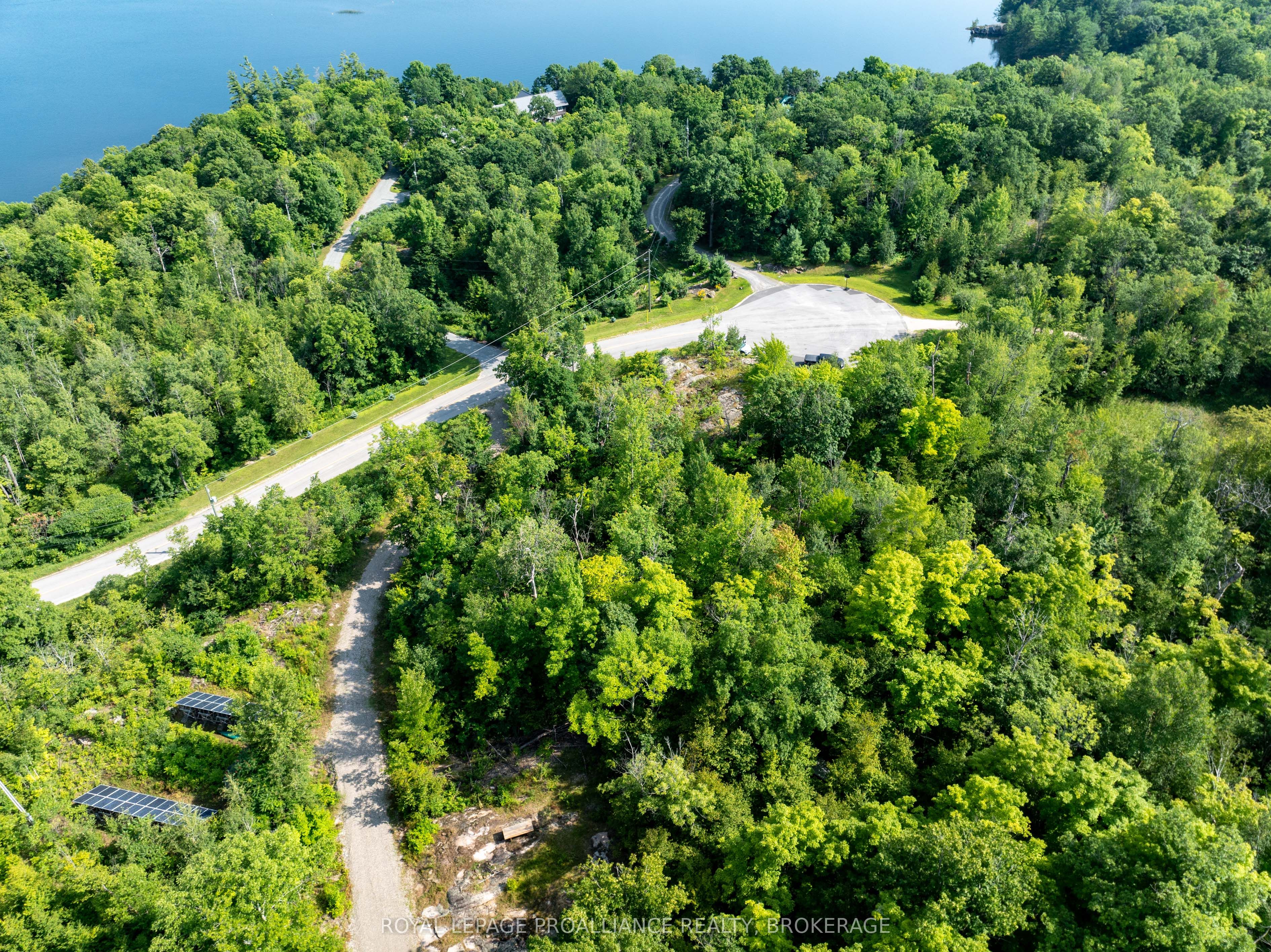 572 Oak Bluffs Road Property Photo 28