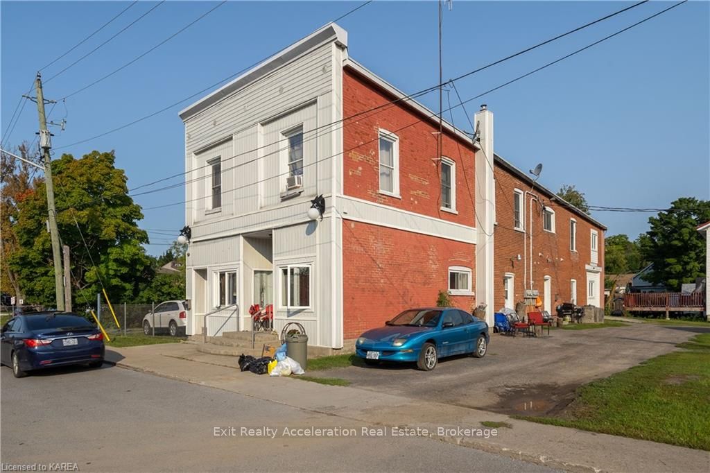 329 Edmon St Property Photo 3