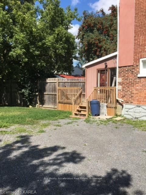 329 Edmon St Property Photo 10