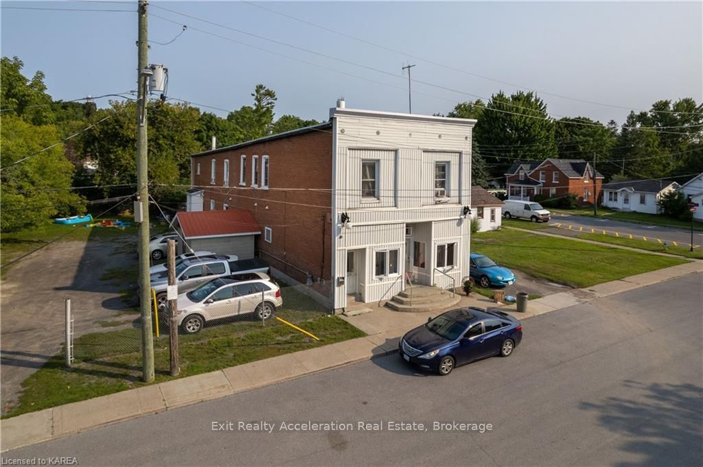 329 Edmon St Property Photo 23