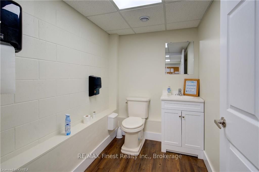 542 Old Highway 2 Property Photo 11