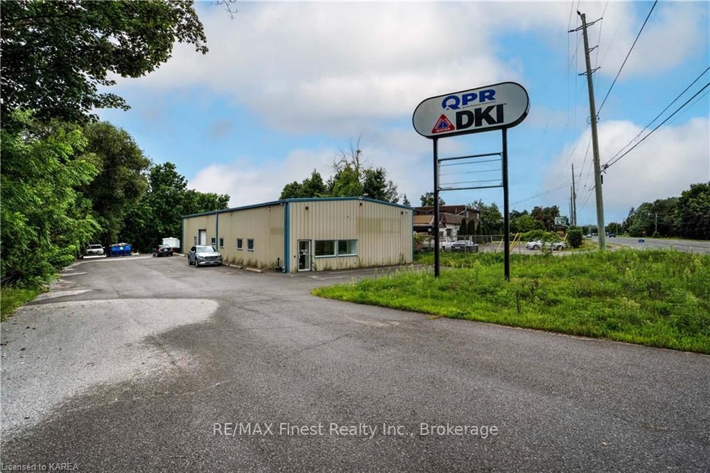 542 Old Highway 2 Property Photo 12