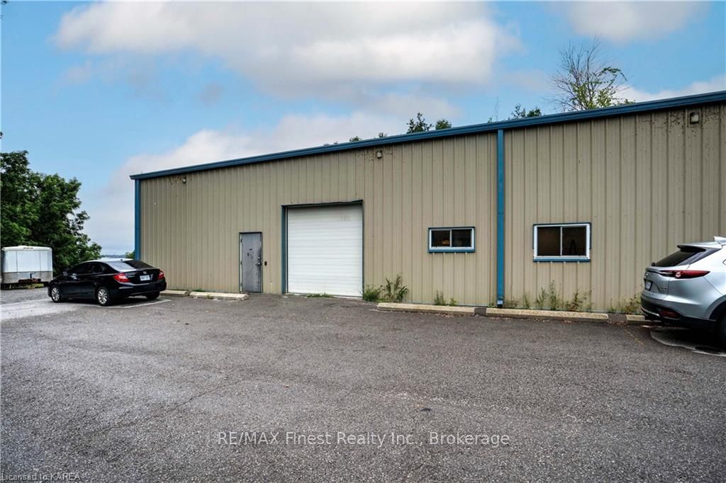 542 Old Highway 2 Property Photo 37