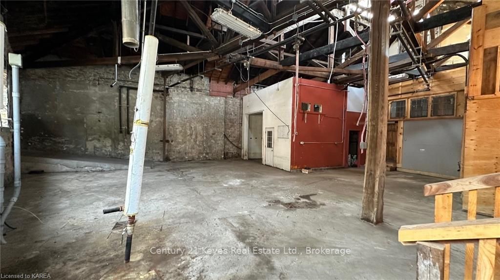 9 King St Property Photo 2