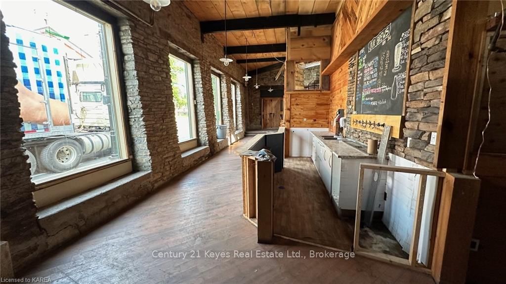 9 King St Property Photo 9