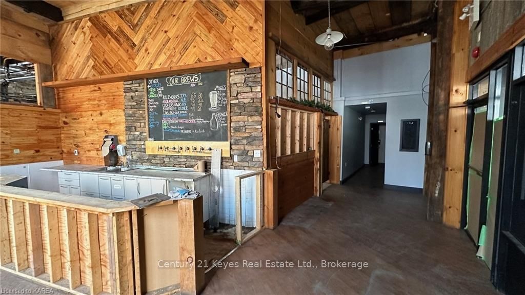 9 King St Property Photo 16