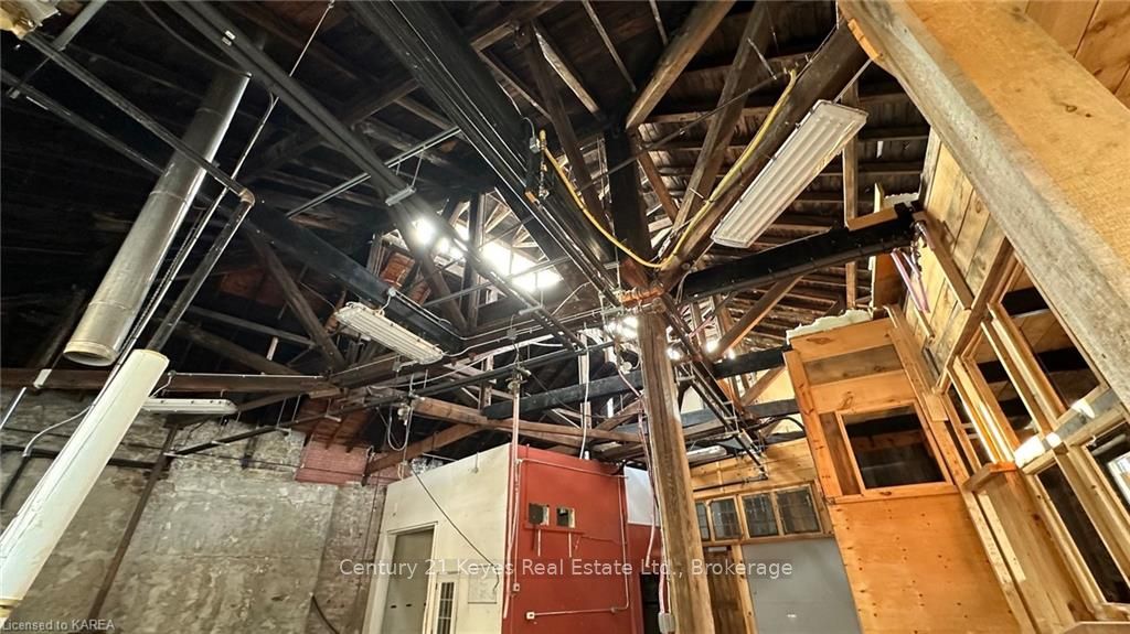 9 King St Property Photo 18