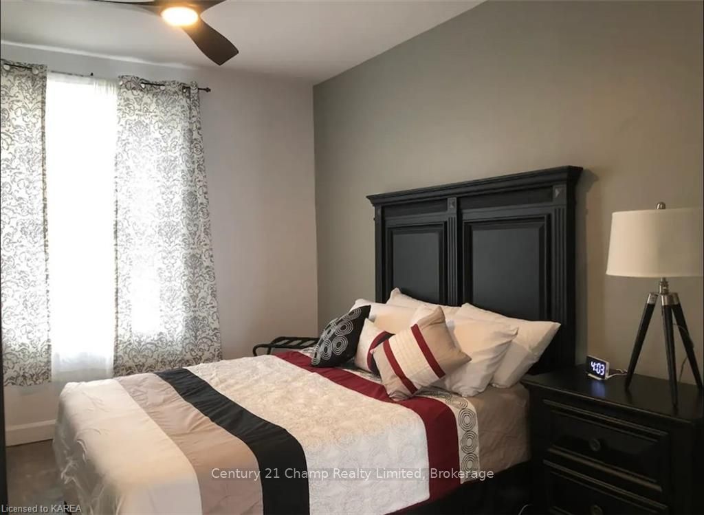 45 Chestnut St Property Photo 6