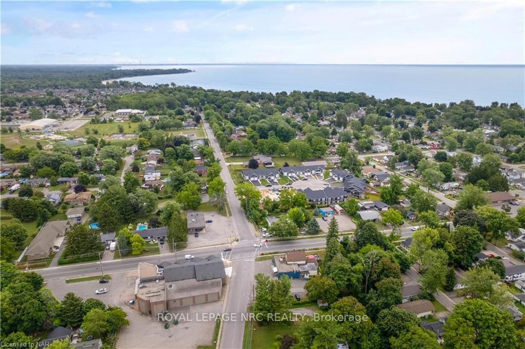 3879 Rebstock Road Property Photo 9