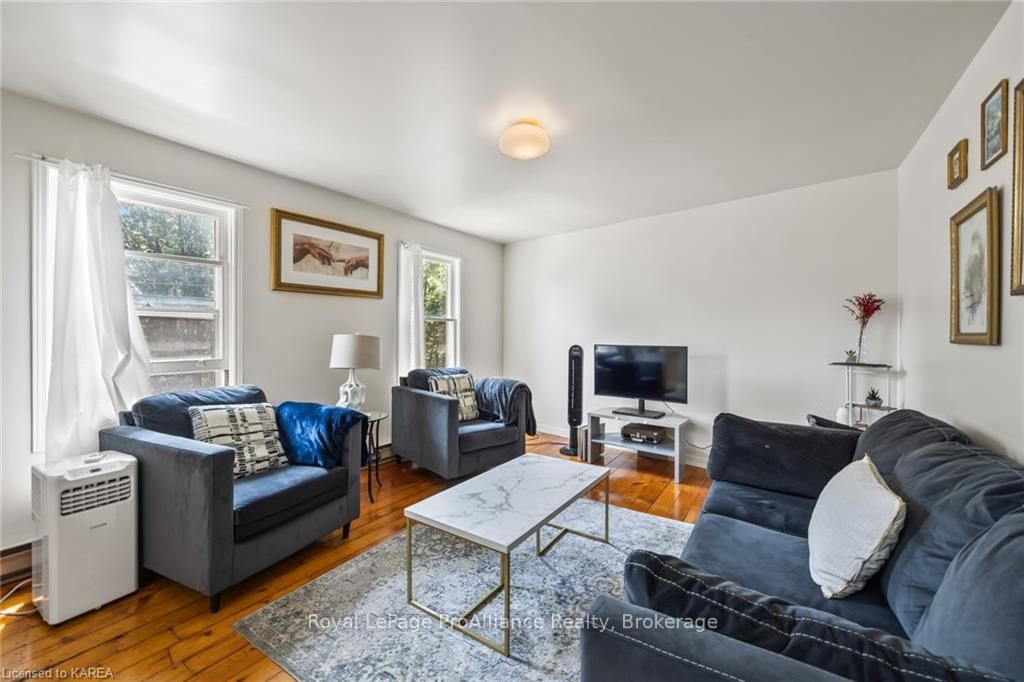 121 William St Property Photo 9