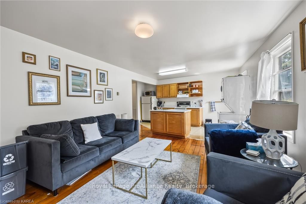 121 William St Property Photo 10