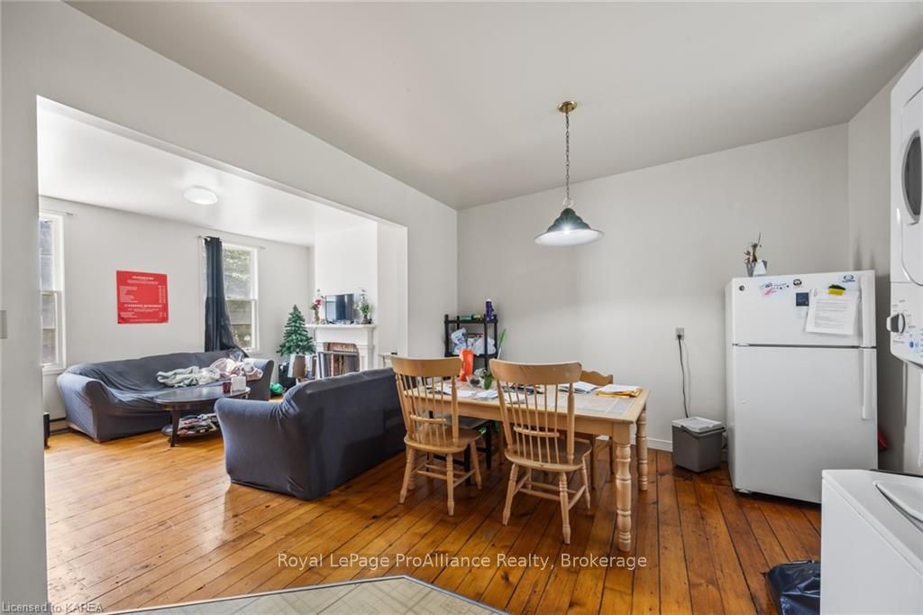 121 William St Property Photo 22