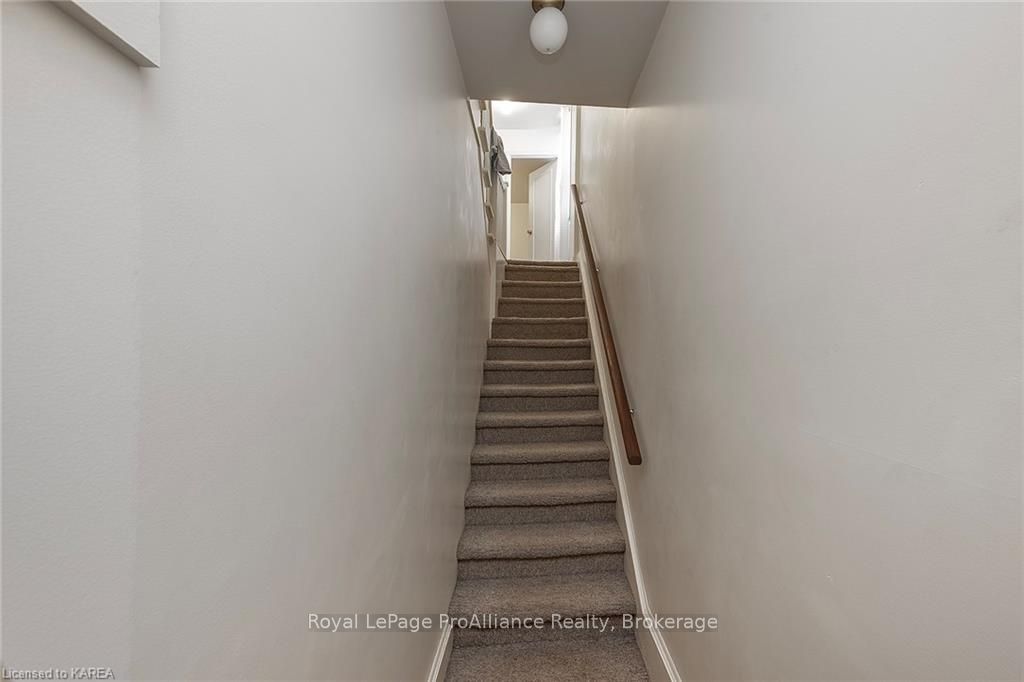 121 William St Property Photo 40