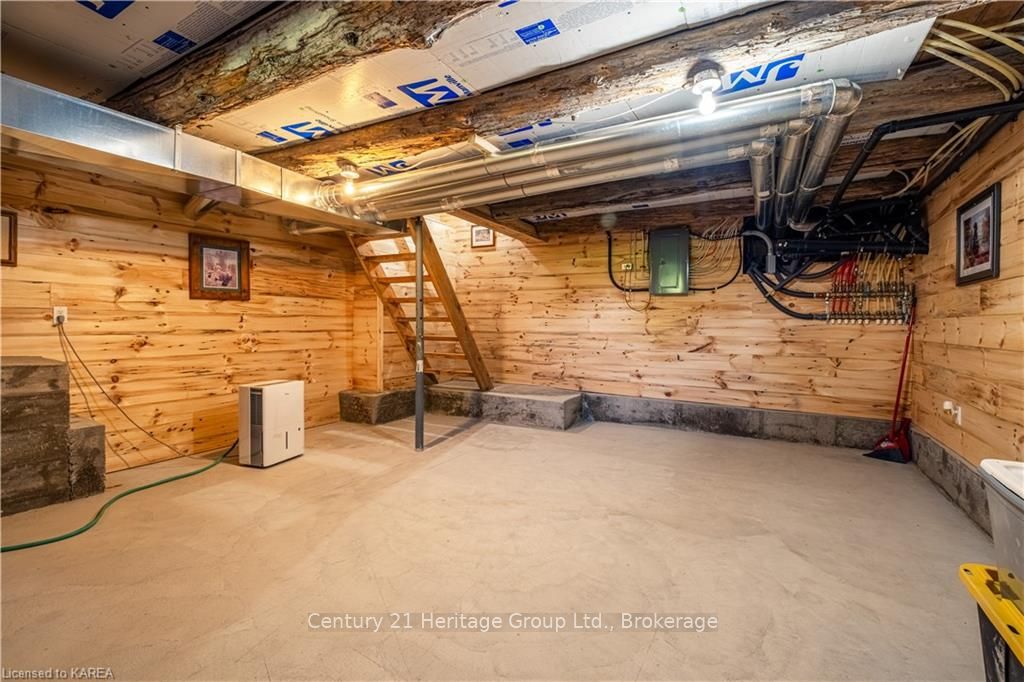 1758 Forty Foot Rd Property Photo 31