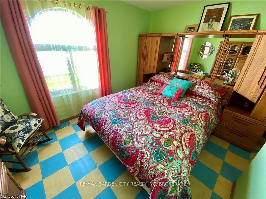 13 Finn Road Property Photo 24